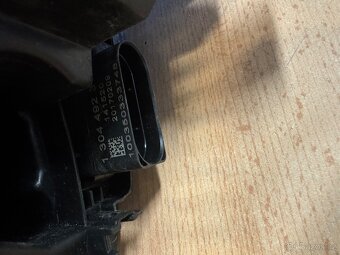 w205 predni leva lampa - 10