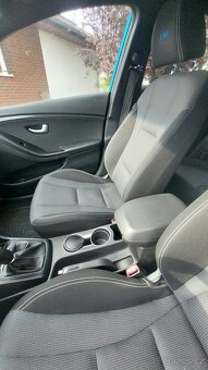 Hyundai i30 kombi - 10