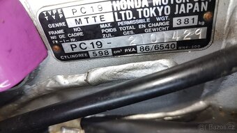 Honda CBR 600 Huricanne - 10