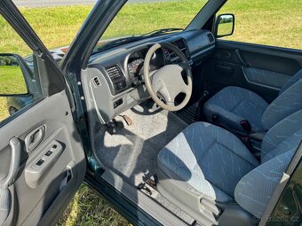 Prodám Suzuki Jimny 4x4 1,3 benz 60 KW modrl 2001 - 10
