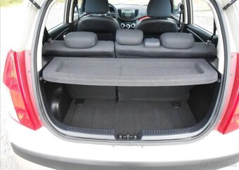 Hyundai i10 1,1 i 49 kW KLIMA Serviska benzín - 10