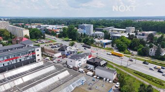 Pronájem komerční Obchodní prostory, 300㎡ - 10