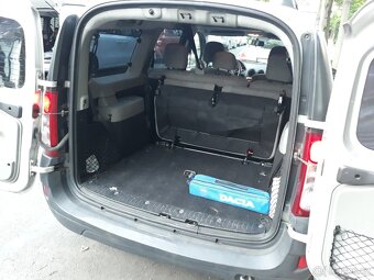 Logan MCV r.v. 2008 za 36000 Kč - 10