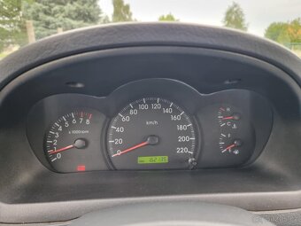 Kia Cerato 1.6 77kw 2004 - 10
