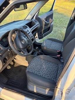 Škoda Roomster Praktik 1.2 - 10