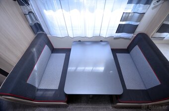 Karavan Hobby De Luxe Edition 490 KMF - 10