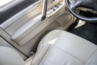 Mitsubishi Pajero 3.2DI-D LWB Paris A/T - 10
