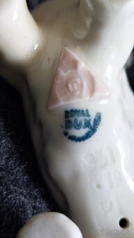 porcelánové figurky psích krasavců - 10