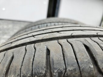 CONTINENTAL 215/65 R17 - 10