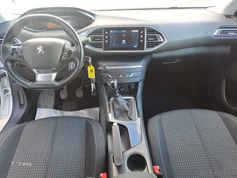 PEUGEOT 308 SW 1.2i 96kW combi, r.21 130000km ČR VELMI PĚKNÝ - 10