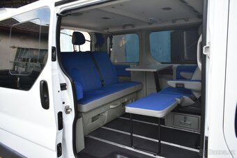 HEZKÝ OPEL VIVARO 2.5 CDTI -- WESTFALIA -- WEBASTO -- SPANÍ - 10