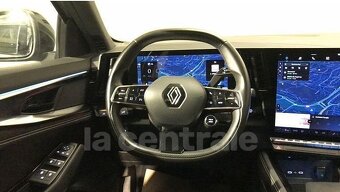 RENAULT Austral E-Tech HYBRID 200 TECHNO rok 04/2023 - 10