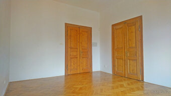 Pronájem 4+1, 125m2(zahr.)(Staré Město, nám. Štefánikovo) - 10