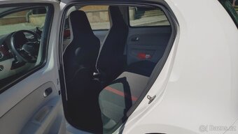 Volkswagen UP - 10