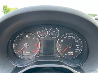 Audi A3 2.0 TDI - 10