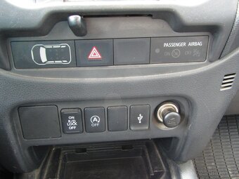 Mitsubishi L200 2,4 DI-D 113 kW Invite 4x4, tažné - 10