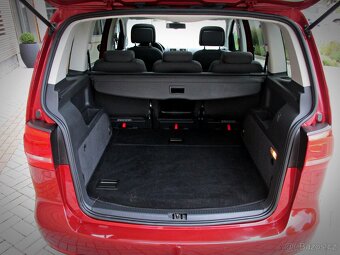 HEZKÝ VW TOURAN 2.0TDI - 103 KW - 10