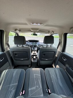 Renault Scenic - 10