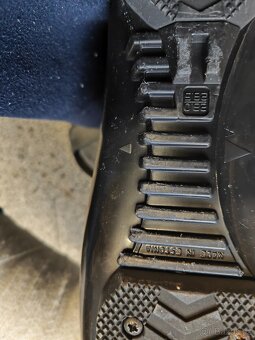 Prodám lyžáky a lyže - 10