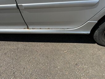 Prodám vw golf 5 1.9 tdi 77KW - 10