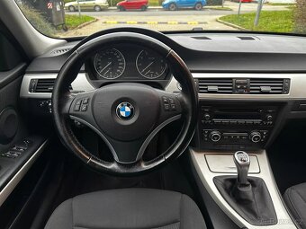 BMW Řada 3 E91 320i 125kW Combi Facelift Tempomat Serviska - 10
