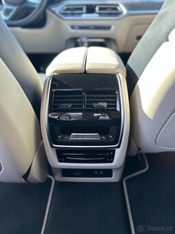 BMW X7 M50i Tanzanite Blue - 10