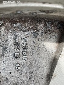 Hyundai iX35 originál ALU kola Michelin 215/72 R16 - 10