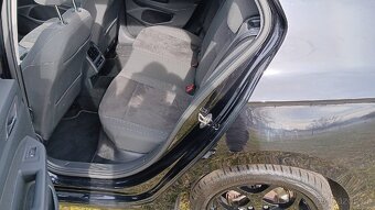 Prodám Volkswagen golf 8 2.0 tdi 85kw - 10