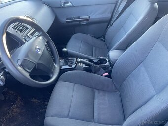 VOLVO S40 2.0D 98KW 1 majitel - na splátky - 10
