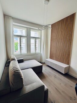 Prodej bytu 2+kk 44 m² Na spojce, Praha - Vršovice - 10