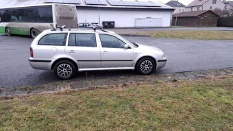 PRODÁM ŠKODA OCTAVIA COMBI FACELIFT 1.9 TDI 81 KW - 10