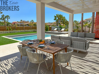 Luxusní Vila Nevada s bazénem - 10