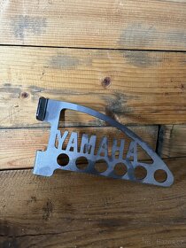 Moto věšák CNC - 10