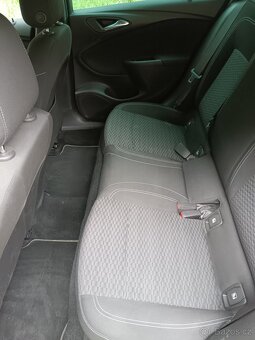 Opel Astra 1.4T 110 kw aut.převodovka - 10