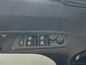 Citroën Berlingo 1,5 1.MAJ,ČR,SERVISKA,BHDI96kW - 10