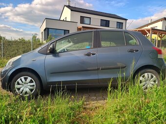 Prodám Toyota Yaris 1.0 VVT-i 51kW 5M/T - 10