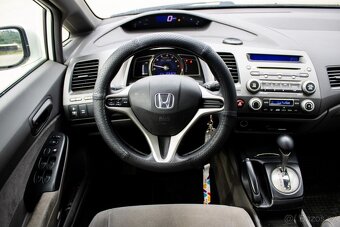 Honda Civic 1.3 Hybrid - 10