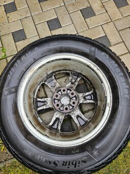 NISSAN NAVARA 2012 - 10