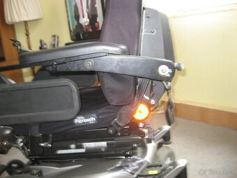 Prodám el.vozík pro invalidy,Invacare/FDX - 10