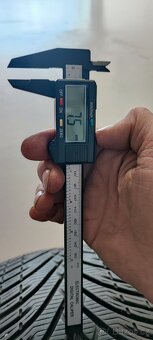 235/45/18 Goodrich g-Force Winter2, 2821, 7.5-6.5mm - 10