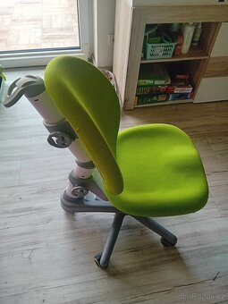 Rostoucí stůl a židle - 10