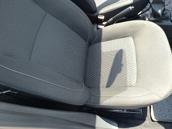Dacia Sandero 1,0 SCE 54kW, ARCTICA, najeto 86.000 km - 10