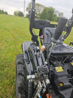 malotraktor Captain 263 25k s čelním nakladačem - 10