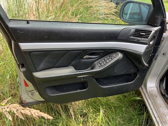 Interiér z BMW E39 Touring M-paket - 10