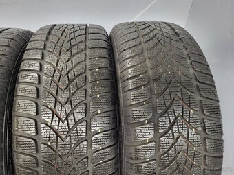Originál VW Golf 7 Octavia 3 16" 5x112 zimní pneu 7,3-7,8mm - 10