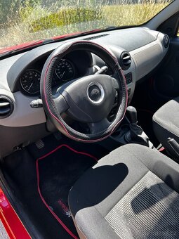 Dacia Sandero 1.2 16V - 10