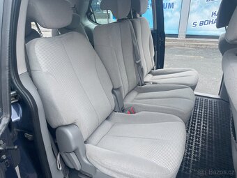 KIA CARNIVAL 2.9 CRDI 136 KW 7 Míst koupeno ČR 2010 - 10