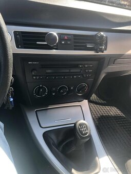 BMW e91 320d 120 kw - 10