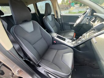 Volvo XC60 2,4D awd - 10