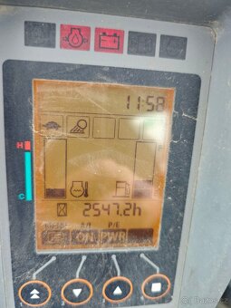 Minibagr pásový Hitachi ZX33U-5A - 10